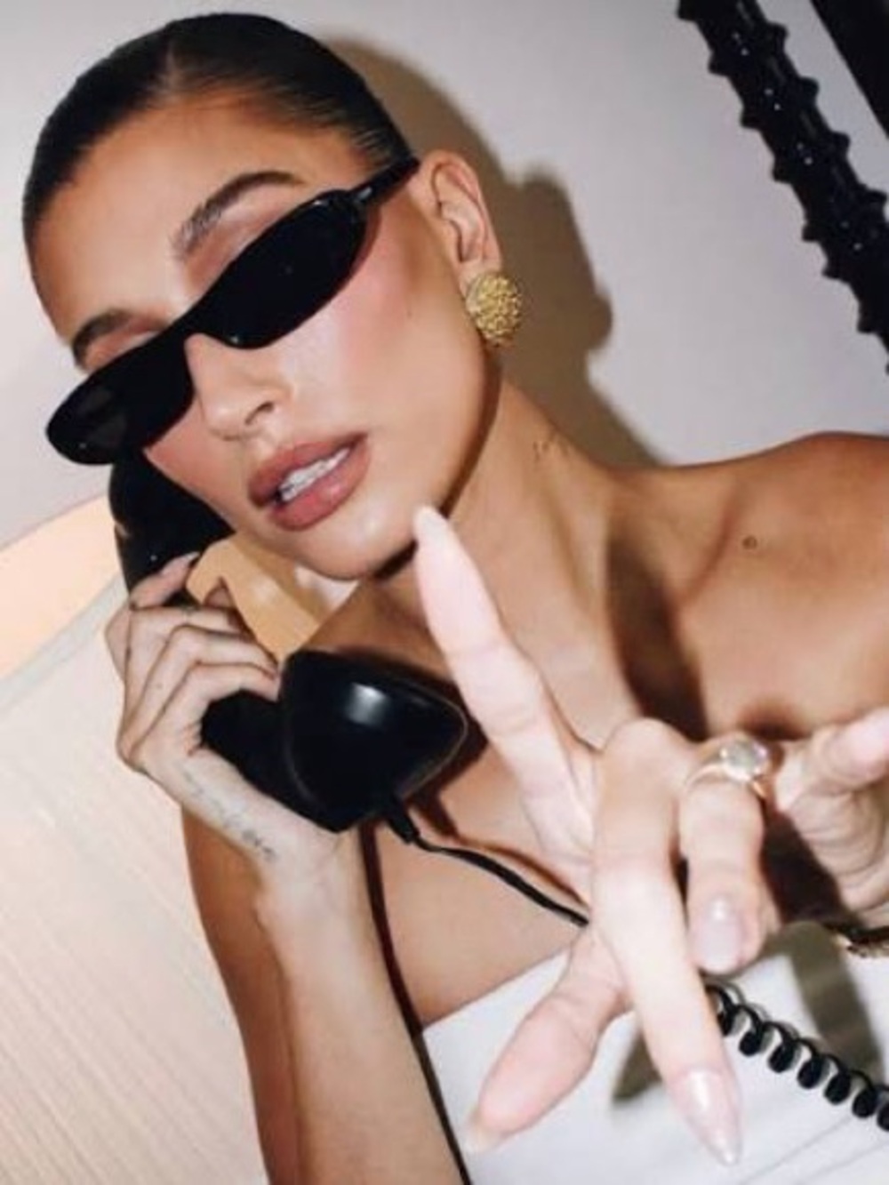 🤎Saint Laurent Nude Oval Sunglasses Chic Minimal Frame ✨ - Picture 10 of 10